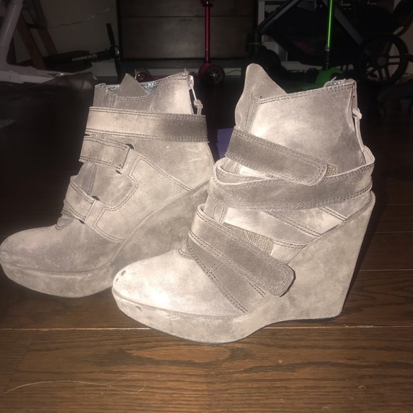 Wedge heel booties - Picture 2 of 4